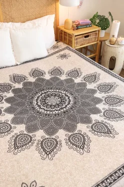 Hot Aditya Bedspread Bedding