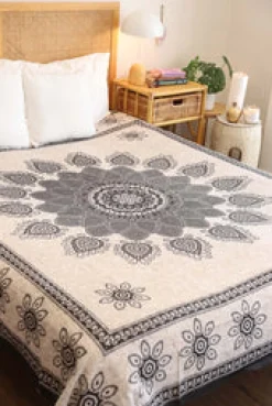 Hot Aditya Bedspread Bedding