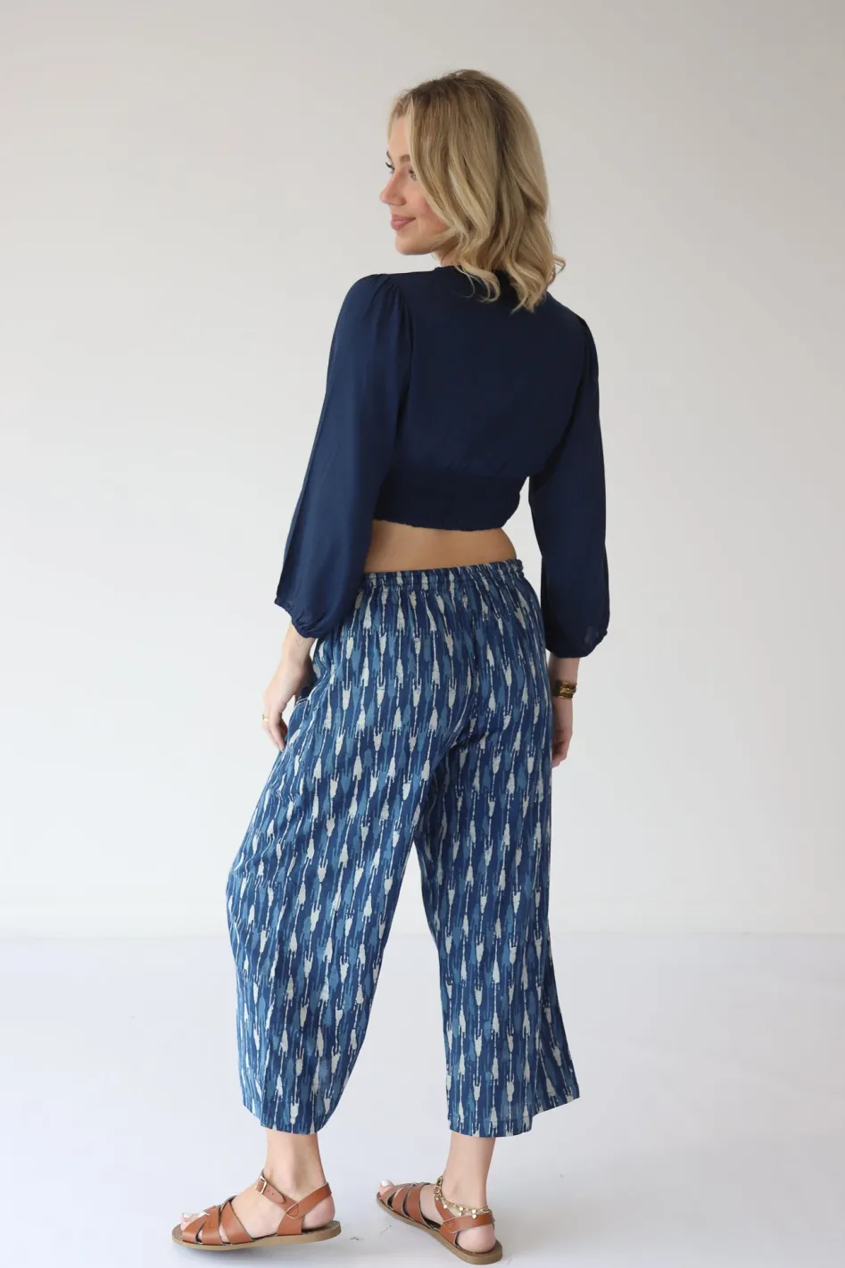 Outlet Aliki Top Tops & Shirts