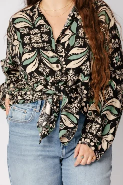 Discount Amber Shirt Free Size|Tops & Shirts