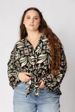 Discount Amber Shirt Free Size|Tops & Shirts