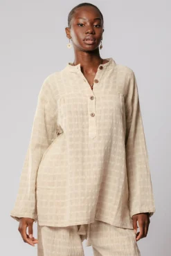 Discount Avery Top Tops & Shirts