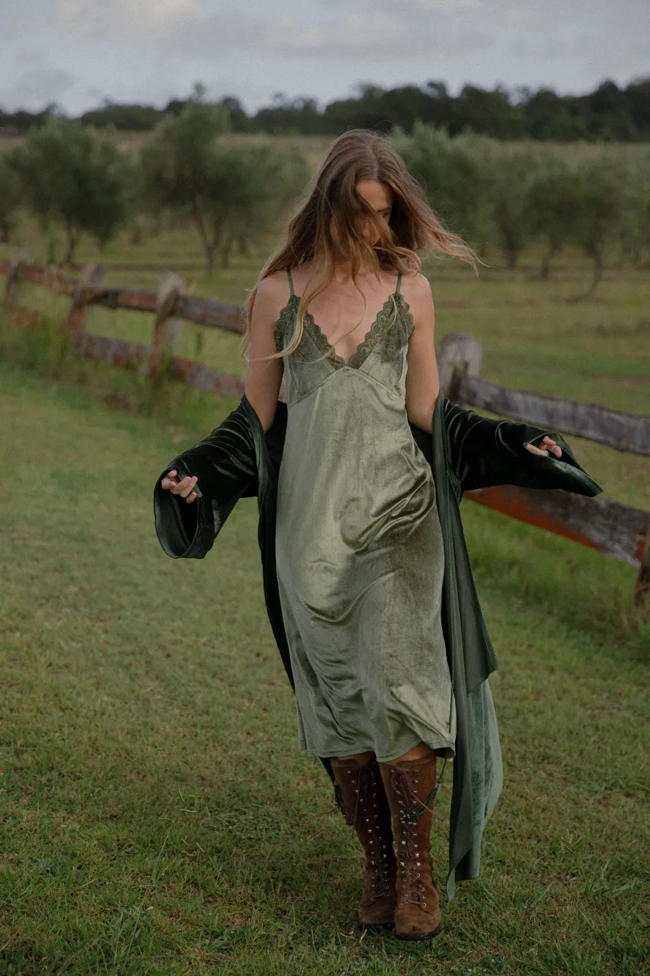 New Azurite Slip Free Size|Dresses