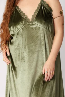 New Azurite Slip Free Size|Dresses