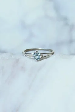 New Blue Topaz Ivy Gemstone Ring Rings