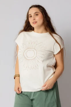 Hot Flower Tee Tops & Shirts
