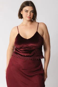 Online Foxy Singlet Tops & Shirts