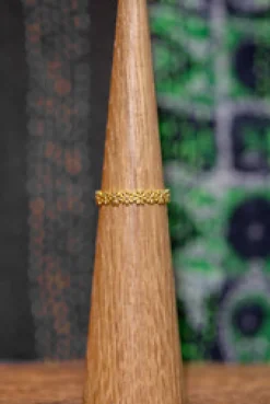 Hot Gold Flower Band Rings