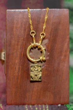 Outlet Gold New Life Pendant Necklaces And Pendants