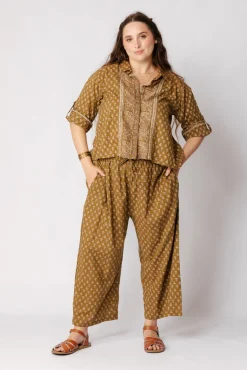 Outlet Gupshup Pants Pants