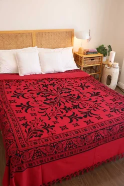 Clearance Ishaan Bedspread Bedding