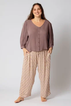 Discount Lindy Shirt Free Size|Tops & Shirts