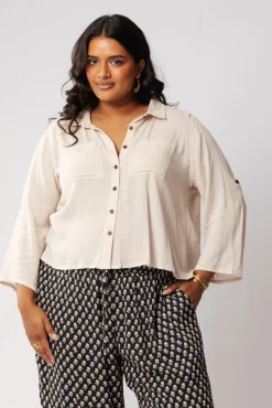 Hot Magic Shirt Free Size|Tops & Shirts