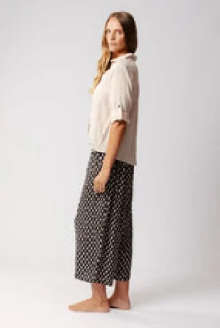 Hot Magic Shirt Free Size|Tops & Shirts