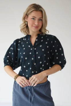 Discount Magnolia Top Tops & Shirts