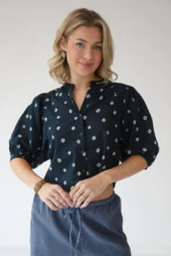 Discount Magnolia Top Tops & Shirts