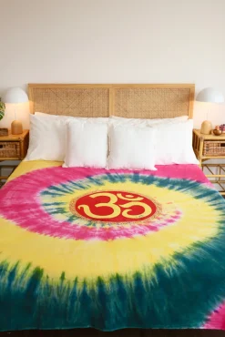 New Mehira Bedspread Bedding