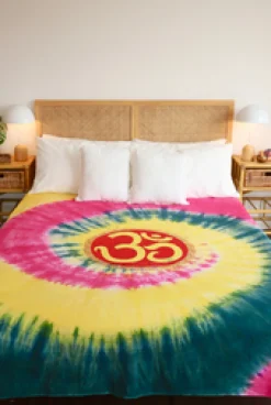New Mehira Bedspread Bedding