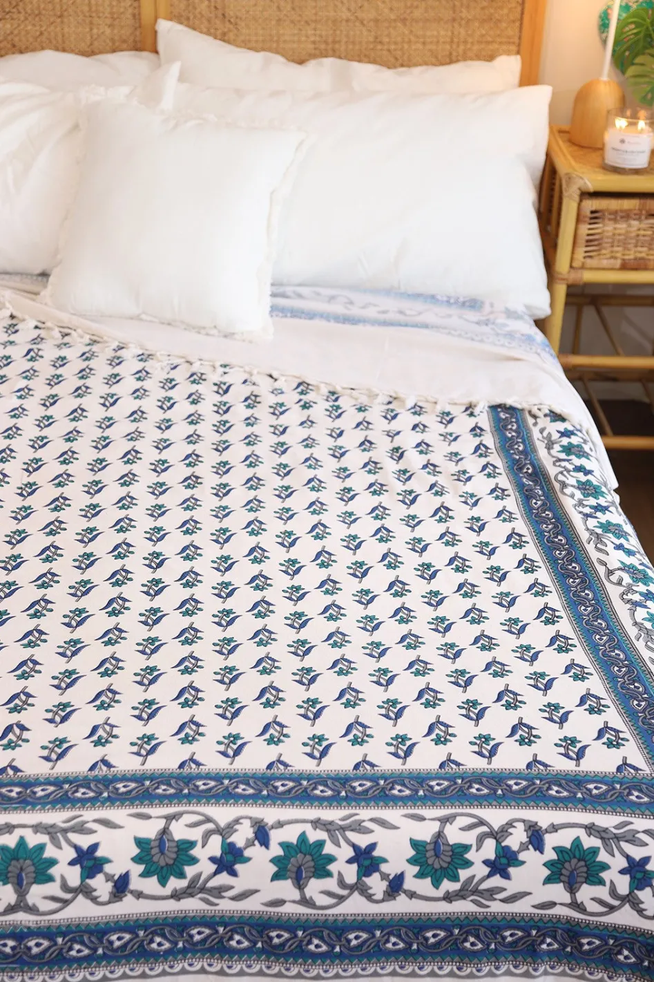 Best Nayana Bedspread Bedding