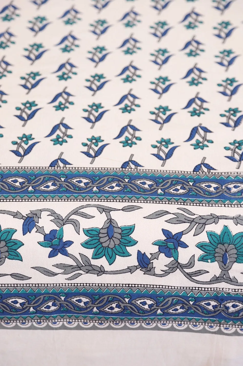 Best Nayana Bedspread Bedding