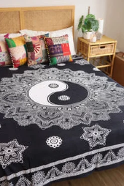 Clearance Nisha Bedspread Bedding