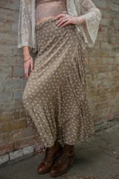 Outlet Ruffle Wrap Skirt Free Size|Skirts