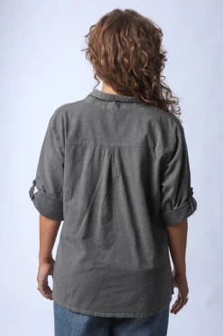 New Vinnie Shirt Tops & Shirts